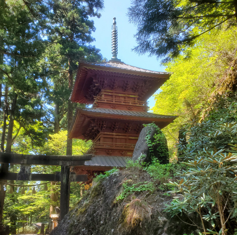 榛名神社の三重の塔