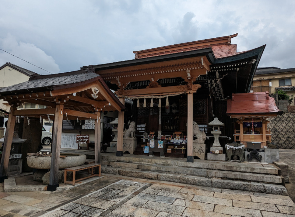 宮地嶽八幡神社