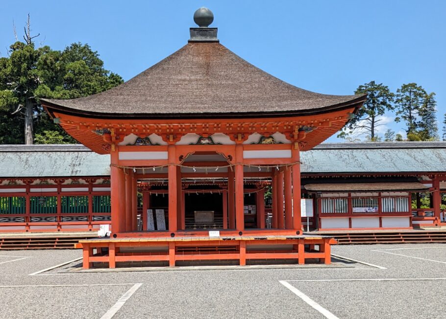 餡宮大社,舞殿