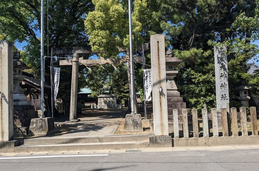 大神神社,鳥居