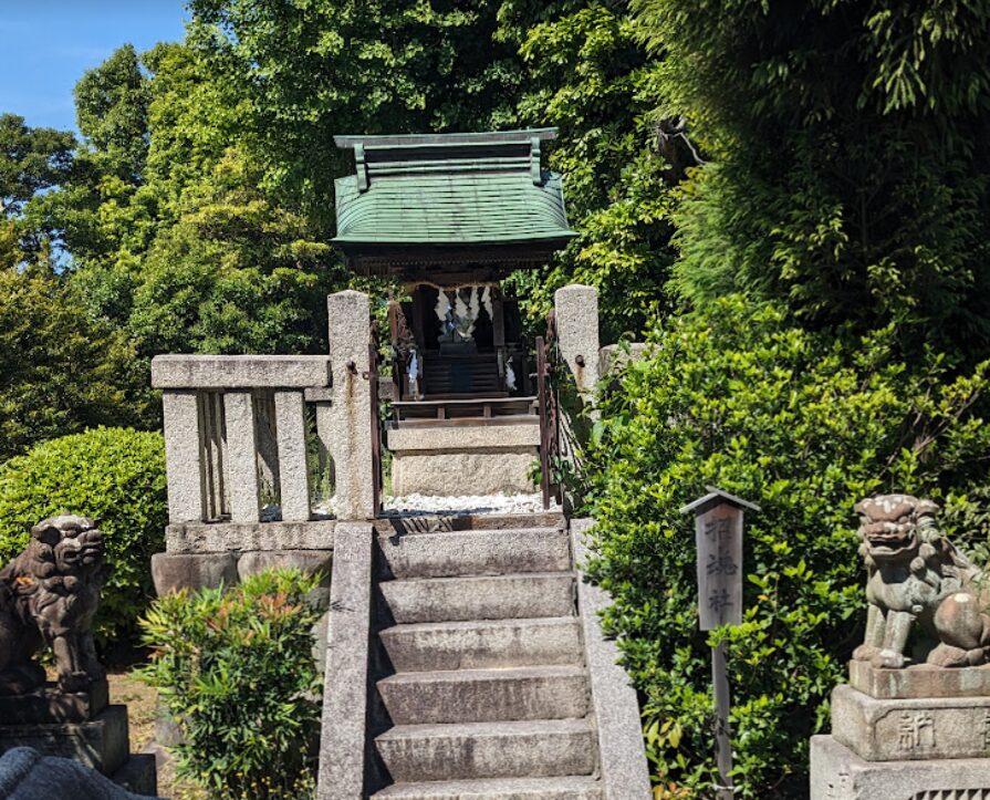 大神神社,摂社