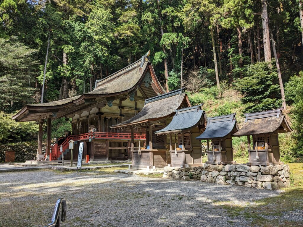 日吉大社,白山姫神社