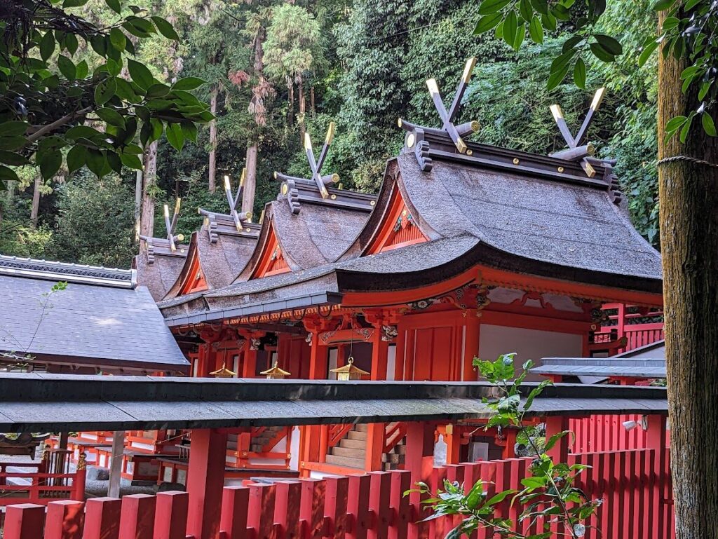 枚岡神社