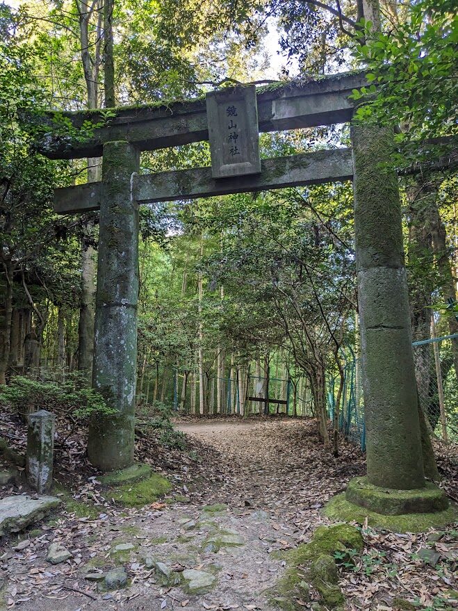 高良大社,社殿,鏡山神社