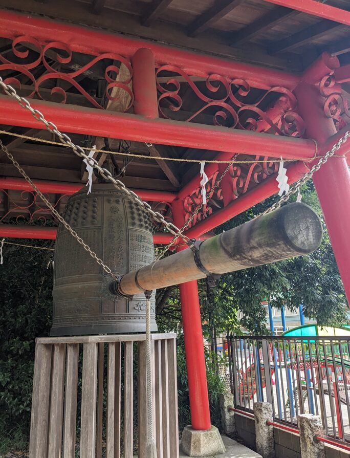 前鳥神社,奨学神社,神戸神社,鳥居