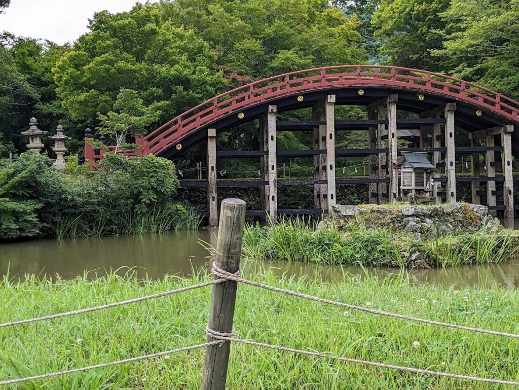 丹生都比売神社,紀伊山地の霊場と参詣道,鳥居,橋