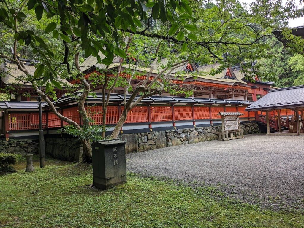 丹生都比売神社,紀伊山地の霊場と参詣道,鳥居,楼門