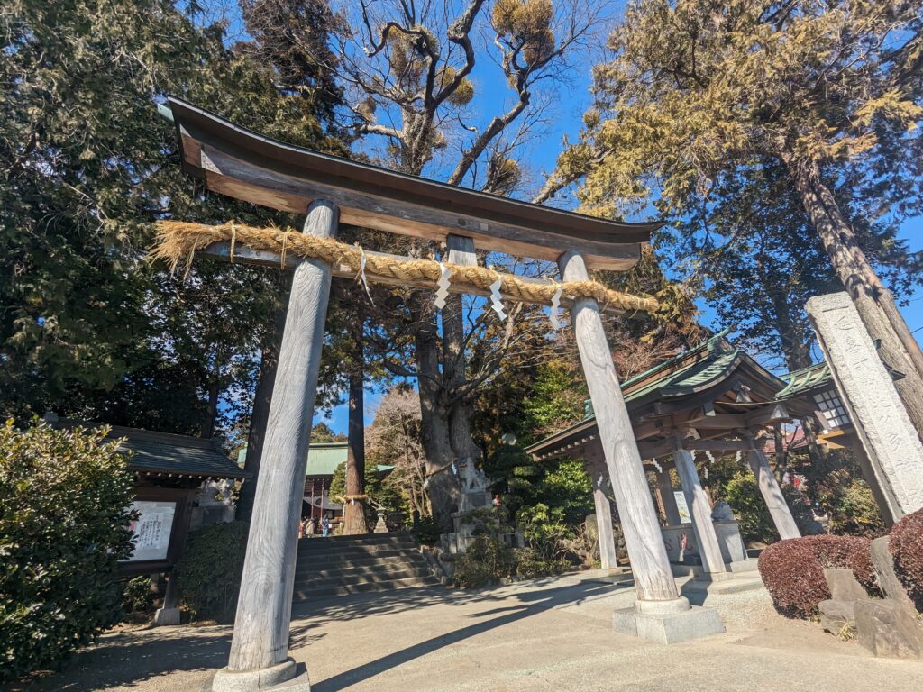 比々多神社,鳥居