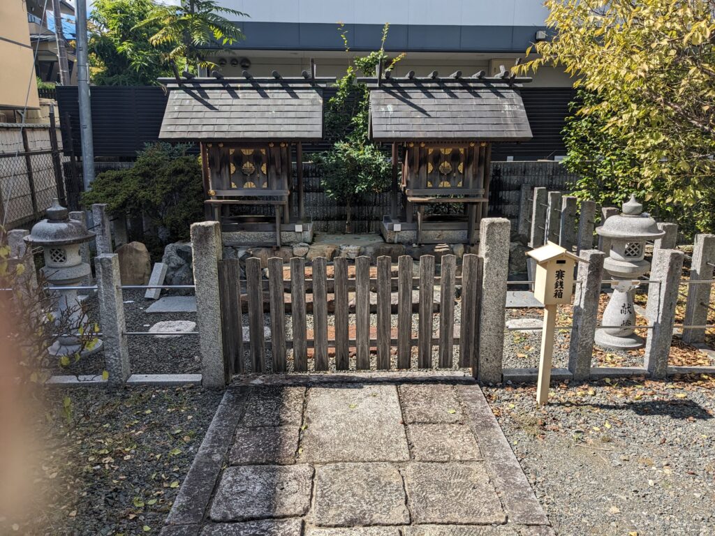 梅宮大社,摂社,末社,
