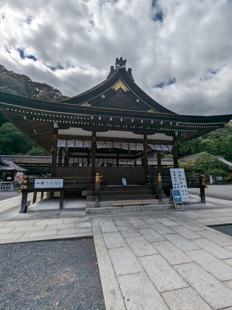 松尾大社社殿,拝殿,本殿